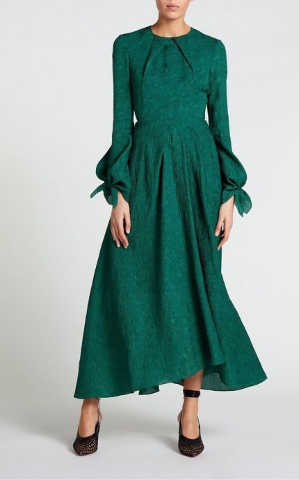 Зелёные платья