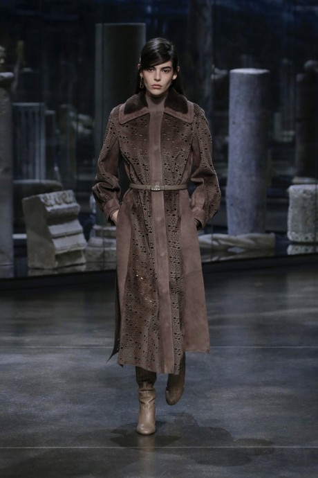 Коллекция Fendi Ready-To-Wear Осень-Зима 2021/2022