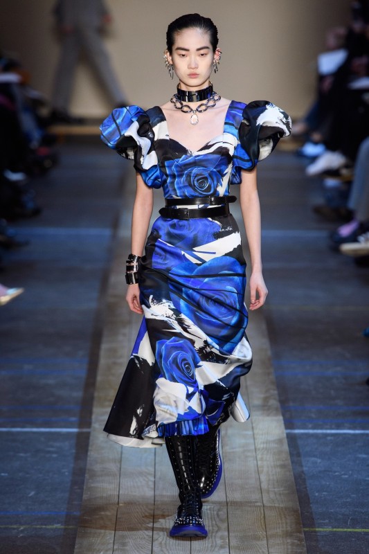 Alexander McQueen Fall-Winter 2019 Alexander McQueen Fall-Winter 2019