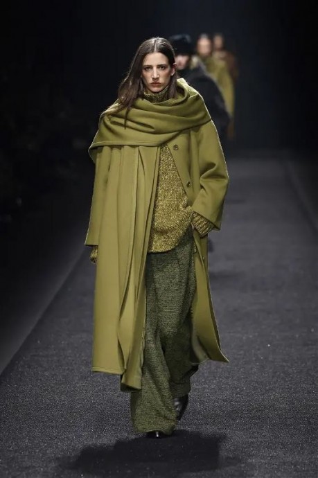 Коллекция Alberta Ferretti Ready-To-Wear Fall/Winter 2024 Milan Коллекция Alberta Ferretti Ready-To-Wear Fall/Winter 2024 Milan
