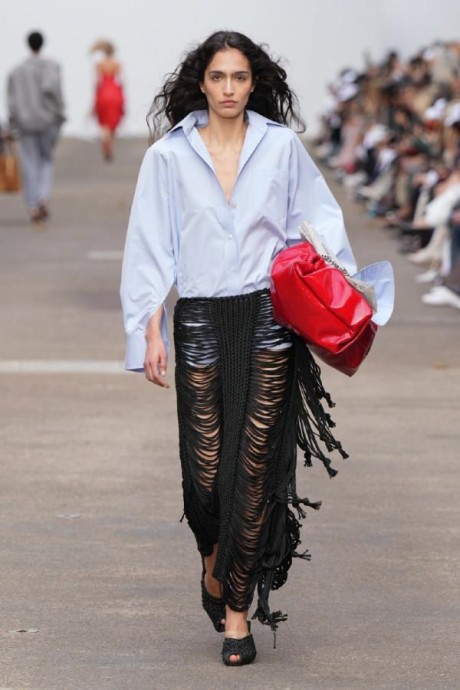 Коллекция Stella McCartney Ready-To-Wear Весна-Лето 2025 Коллекция Stella McCartney Ready-To-Wear Весна-Лето 2025