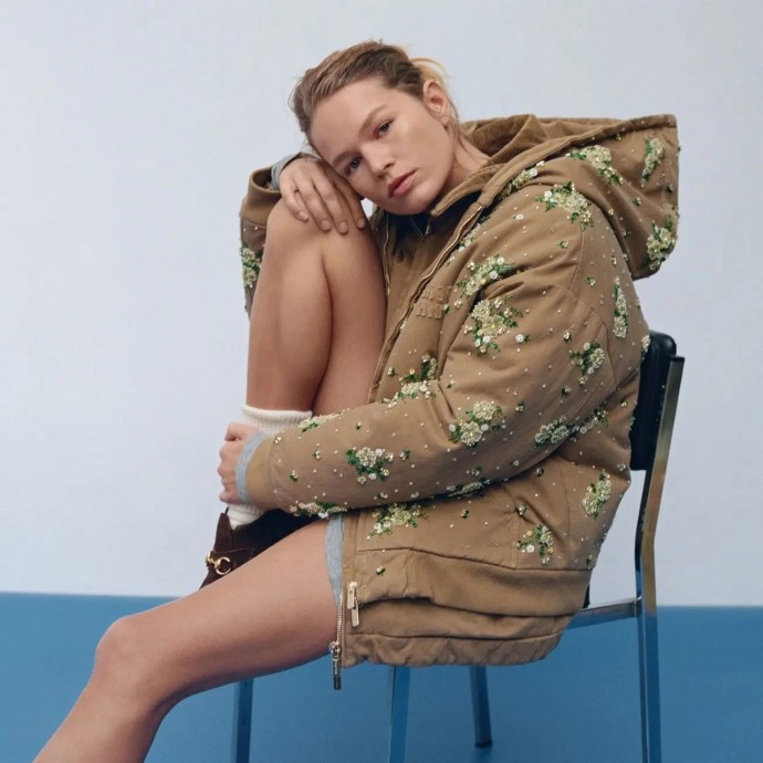 Анна Эверс (Anna Ewers) в фотосессии для журнала Vogue Italia (2023) Анна Эверс (Anna Ewers) в фотосессии для журнала Vogue Italia (2023)