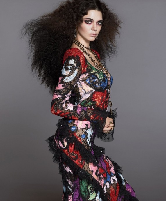 Кендалл Дженнер (Kendall Jenner) в фотосессии для журнала Vogue US Кендалл Дженнер (Kendall Jenner) в фотосессии для журнала Vogue US