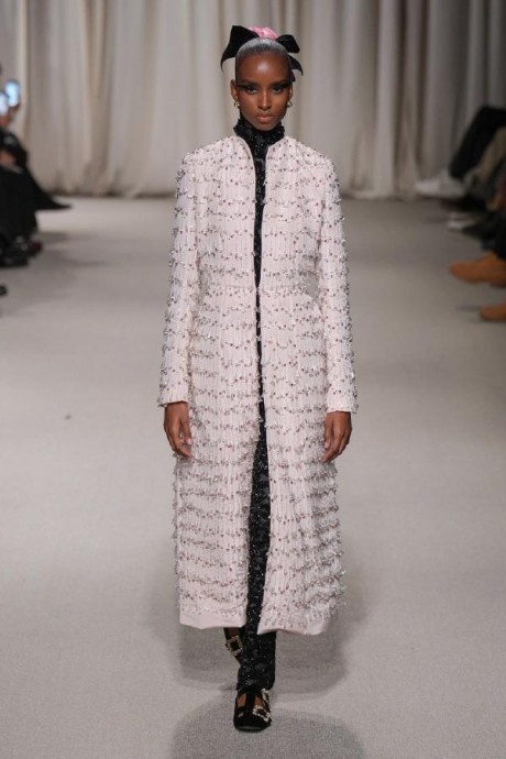 Коллекция Giambattista Valli Haute Couture Весна-Лето 2024 Коллекция Giambattista Valli Haute Couture Весна-Лето 2024