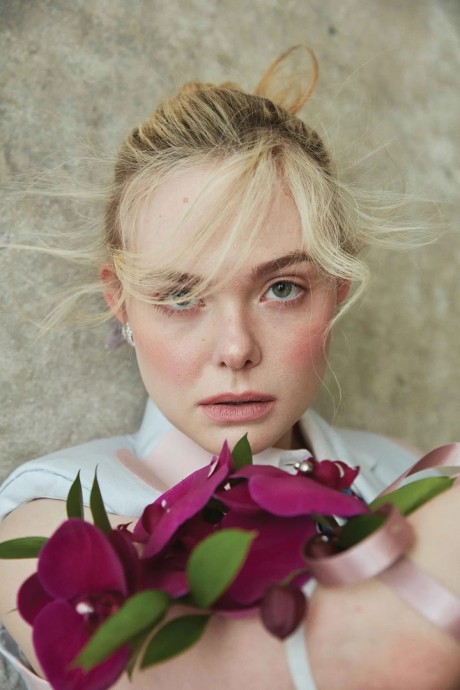 Эль Фаннинг (Elle Fanning) в фотосессии для журнала Flaunt (2023) Эль Фаннинг (Elle Fanning) в фотосессии для журнала Flaunt (2023)