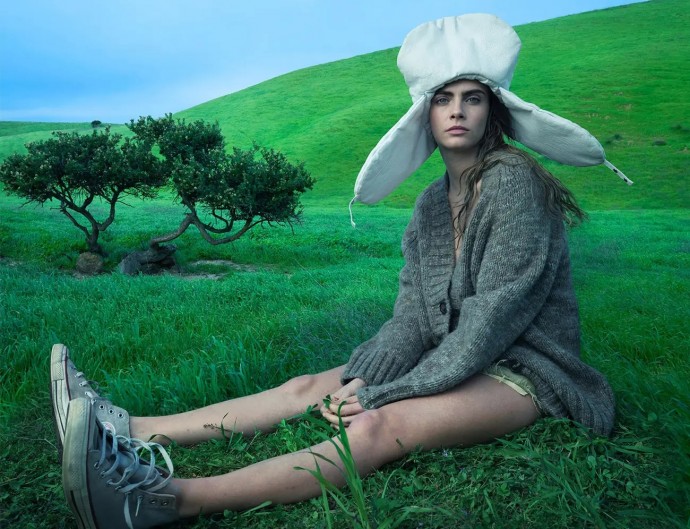 Кара Делевинь (Cara Delevingne) в фотосессии для журнала Vogue US (2023)