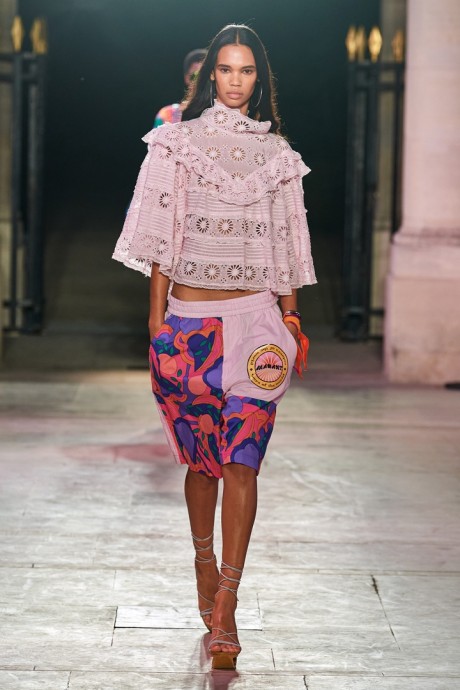 Коллекция Isabel Marant Ready-To-Wear Весна-Лето 2022 Коллекция Isabel Marant Ready-To-Wear Весна-Лето 2022