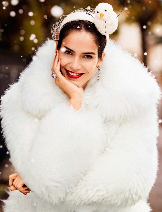 Amanda Wellsh for Vogue Spain by Alvaro Beamud Cortés Amanda Wellsh for Vogue Spain by Alvaro Beamud Cortés