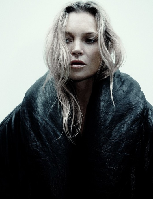 Кейт Мосс (Kate Moss) в фотосессии для журнала Harper's Bazaar France (2024) Кейт Мосс (Kate Moss) в фотосессии для журнала Harper's Bazaar France (2024)