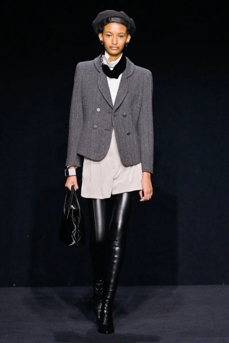 Коллекция Emporio Armani Ready-To-Wear Осень-Зима 2023 Коллекция Emporio Armani Ready-To-Wear Осень-Зима 2023