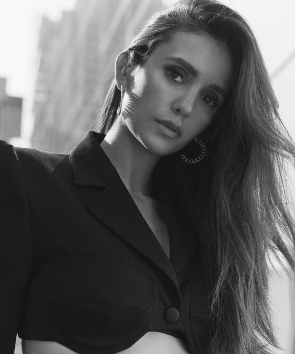 Нина Добрев (Nina Dobrev) в фотосессии для журнала DuJour (2023)