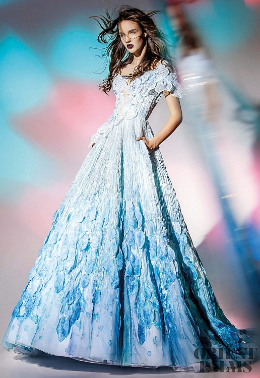 Couture Blanka Matragi “Elements: Aqua”, 2017 collection Couture Blanka Matragi “Elements: Aqua”, 2017 collection