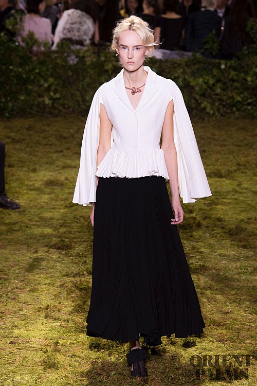 Christian Dior Spring-summer 2017 Christian Dior Spring-summer 2017