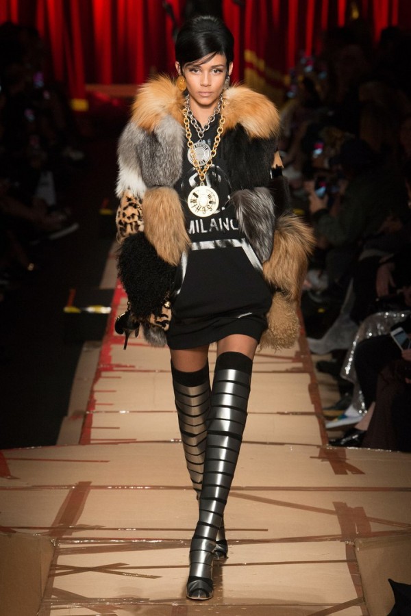 Модели коллекции Moschino! Модели коллекции Moschino!