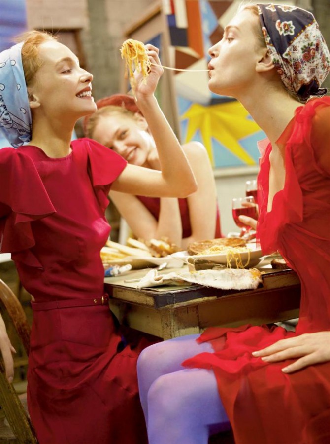 Sasha Pivovarova, Snejana Onopka, Caroline Trentini & Lily Donaldson for Vogue US by Steven Meisel Sasha Pivovarova, Snejana Onopka, Caroline Trentini & Lily Donaldson for Vogue US by Steven Meisel