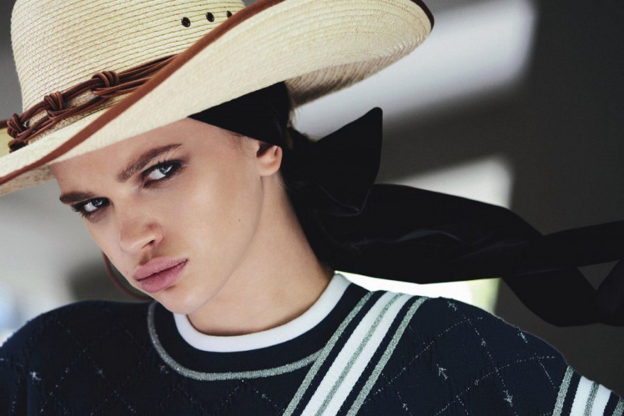 Stella Lucia and Nic Smith forе Vogue Australia by Mario Testino Stella Lucia and Nic Smith forе Vogue Australia by Mario Testino