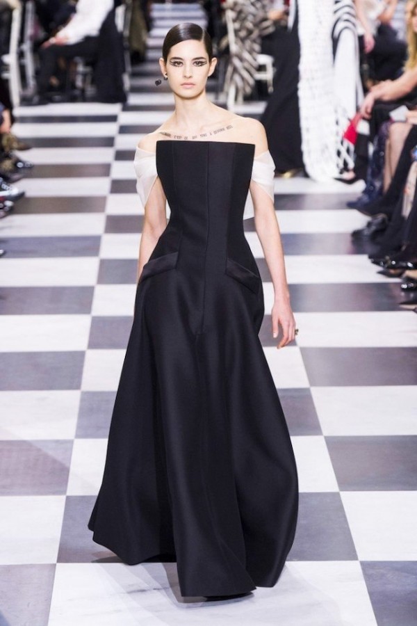 Лучшие образы показа Dior Haute Couture Лучшие образы показа Dior Haute Couture