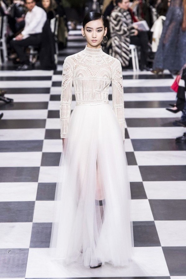Лучшие образы показа Dior Haute Couture Лучшие образы показа Dior Haute Couture