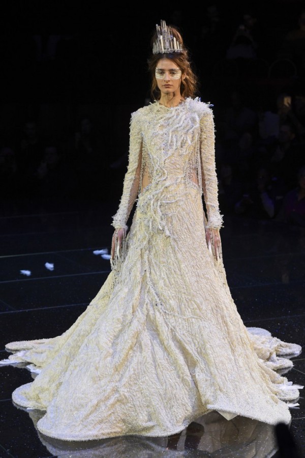 Guo Pei - Spring-Summer 2018 Guo Pei - Spring-Summer 2018