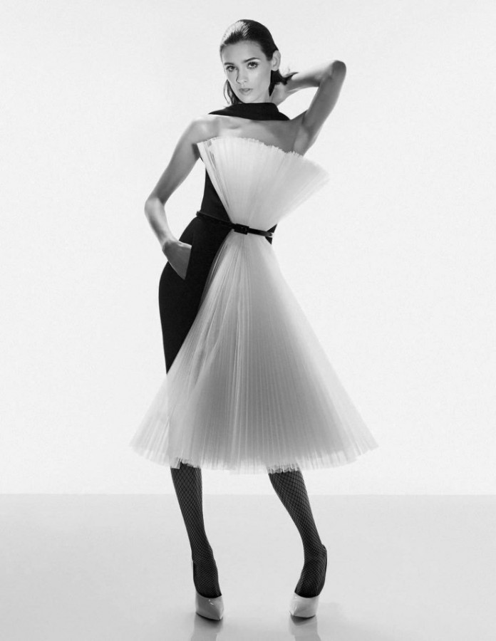 Alexandra Martynova, Carolina Thaler for Elle Italia by Mark Pillai Alexandra Martynova, Carolina Thaler for Elle Italia by Mark Pillai
