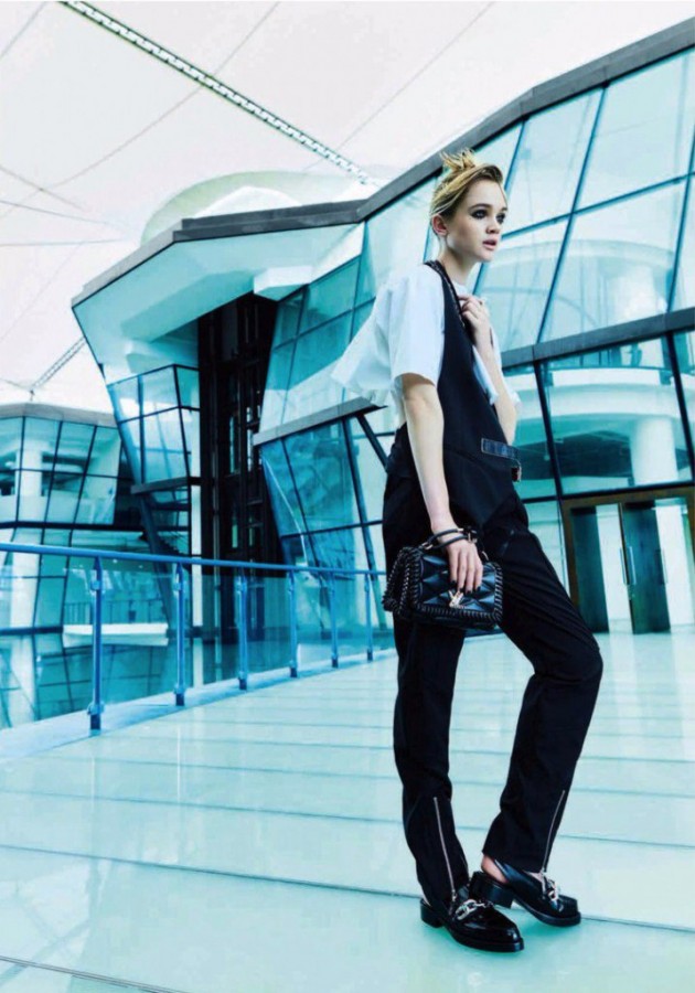 Rosie Tupper for Harper’s Bazaar Australia by Jason Capobianco Rosie Tupper for Harper’s Bazaar Australia by Jason Capobianco