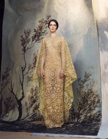 Valentino Haute Couture