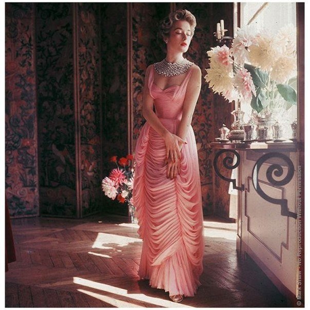 Dior глазами легендарного американского фотографа Марка Шоу Dior глазами легендарного американского фотографа Марка Шоу