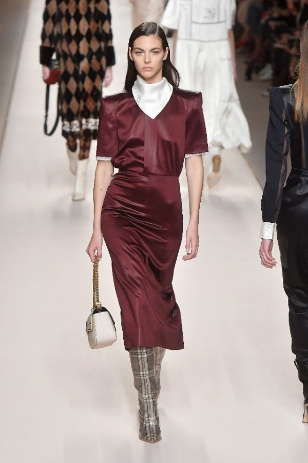 Показ Fendi в Милане Показ Fendi в Милане
