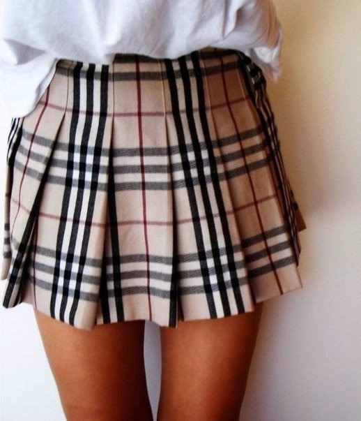 Look! Стильная клетка от британского брэнда Burberry! Look! Стильная клетка от британского брэнда Burberry!