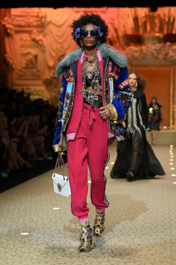 Показ Dolce & Gabbana в Милане Показ Dolce & Gabbana в Милане