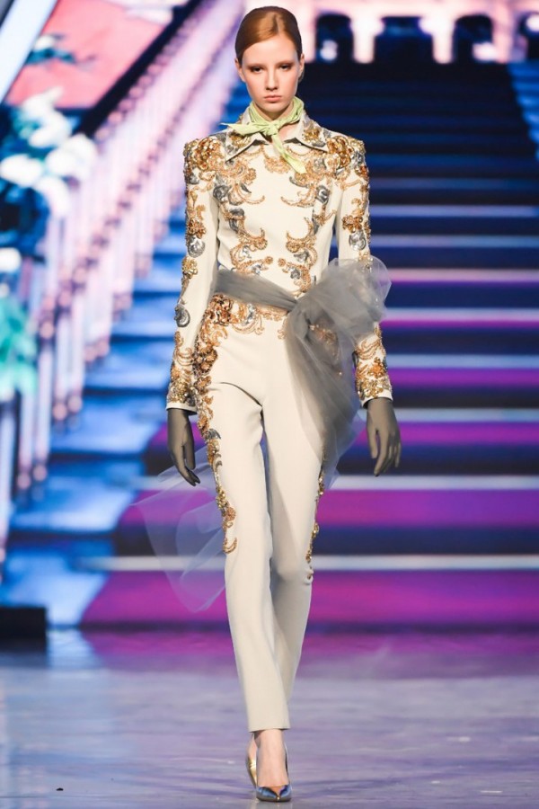 Valentin Yudashkin - Spring-Summer 2018 Valentin Yudashkin - Spring-Summer 2018
