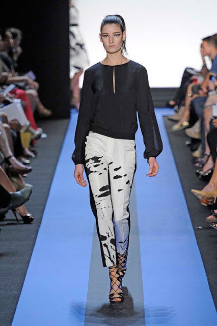 Monique Lhuillier Collection. Monique Lhuillier Collection.