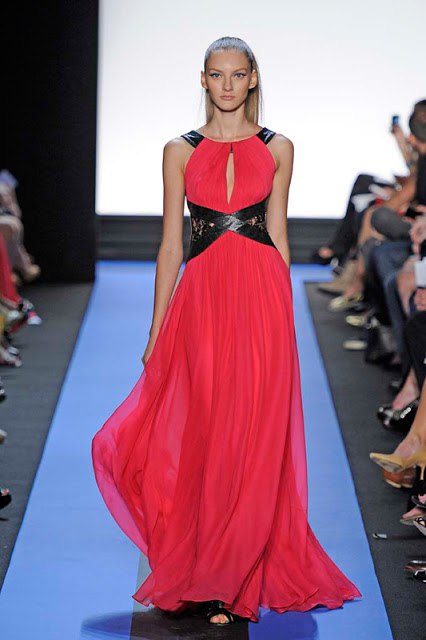 Monique Lhuillier Collection. Monique Lhuillier Collection.