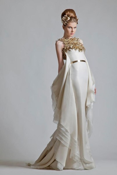 Шикарные платья Krikor Jabotian.