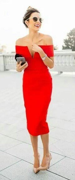 Lady in red — 10 образов с красными платьями.