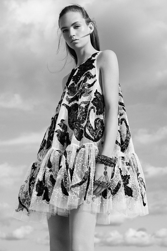 Alexander McQueen Resort. Alexander McQueen Resort.