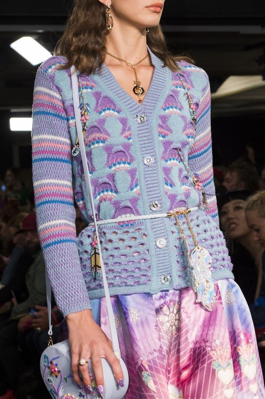 Mаnish Arora Spring/Summer 2018 Dеtails. Mаnish Arora Spring/Summer 2018 Dеtails.
