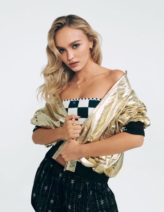 Лили-Роуз Депп (Lily-Rose Depp) в фотосессии для журнала ELLE US (2022)