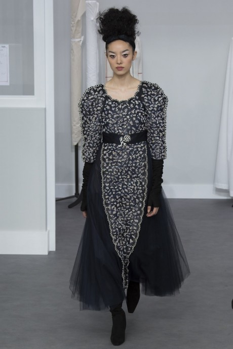 Модели коллекции Chanel Couture