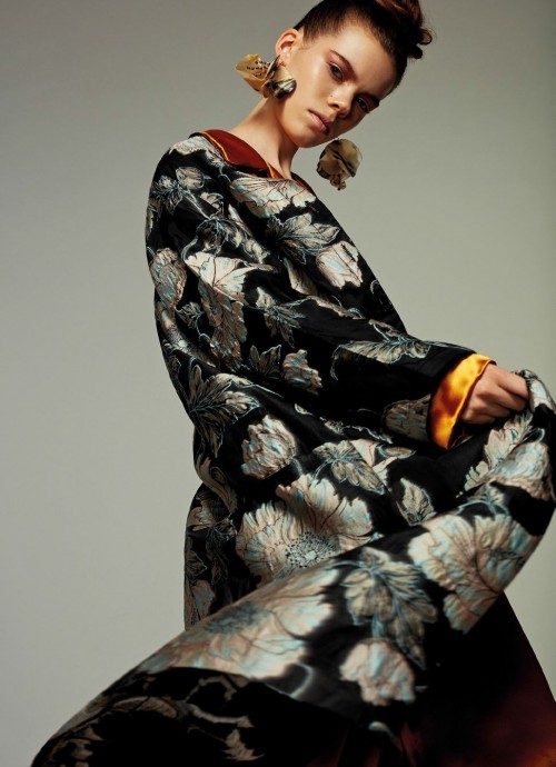 Nina Gulien for Vogue Arabia by Mann Butte