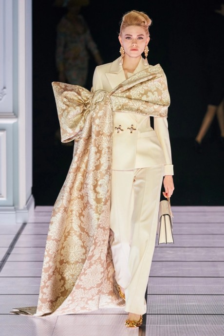 Коллекция Moschino Ready-To-Wear Осень-Зима 2022/2023 Коллекция Moschino Ready-To-Wear Осень-Зима 2022/2023