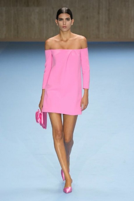 Коллекция Carolina Herrera Ready-To-Wear Весна-Лето 2025 Коллекция Carolina Herrera Ready-To-Wear Весна-Лето 2025