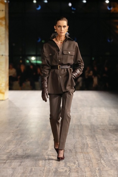 Коллекция Saint Laurent Ready-To-Wear Весна-Лето 2024 Коллекция Saint Laurent Ready-To-Wear Весна-Лето 2024