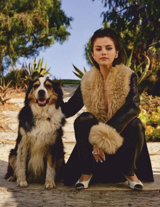 Селена Гомес (Selena Gomez) в фотосессии для журнала Vogue Mexico