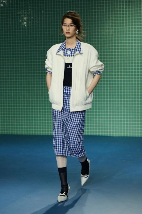 Коллекция Shushu Tong Ready-To-Wear Весна-Лето 2025
