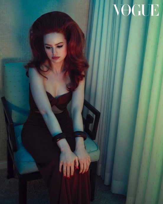 Мэделин Петш (Madelaine Petsch) в фотосессии для журнала Vogue Thailand (2023)