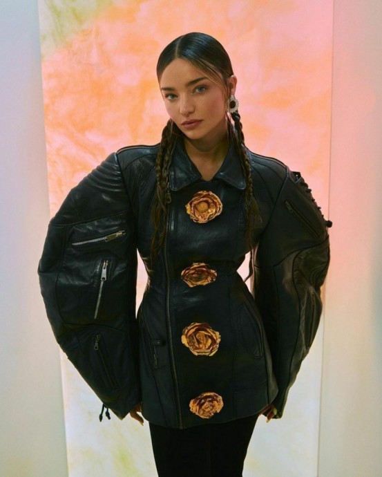 Миранда Керр (Miranda Kerr) в фотосессии для журнала Harper’s Bazaar Greece Миранда Керр (Miranda Kerr) в фотосессии для журнала Harper’s Bazaar Greece