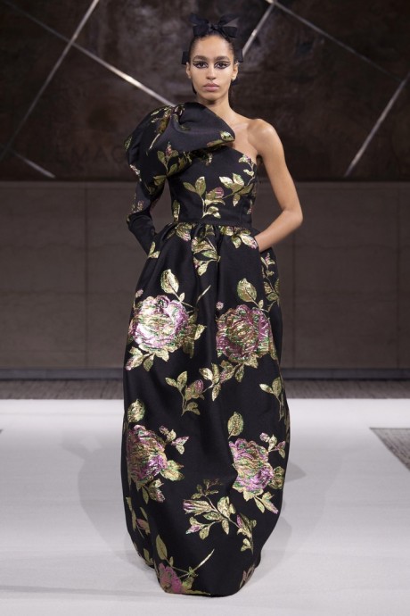 Коллекция Giambattista Valli Pre-Fall Осень-Зима 2022/2023