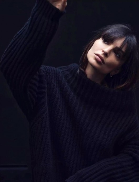 Эмили Ратаковски (Emily Ratajkowski) в фотосессии для журнала ELLE France (2024) Эмили Ратаковски (Emily Ratajkowski) в фотосессии для журнала ELLE France (2024)