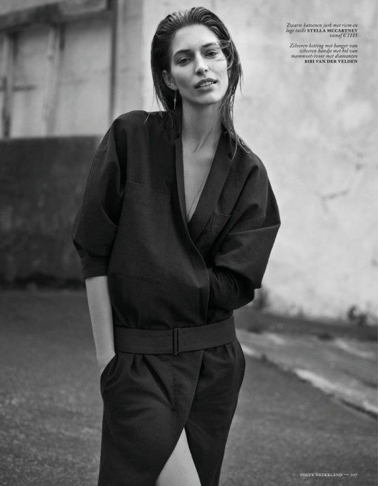 Linda Jeuring for VOGUE Netherlands by Annemarieke Van Drimmelen Linda Jeuring for VOGUE Netherlands by Annemarieke Van Drimmelen